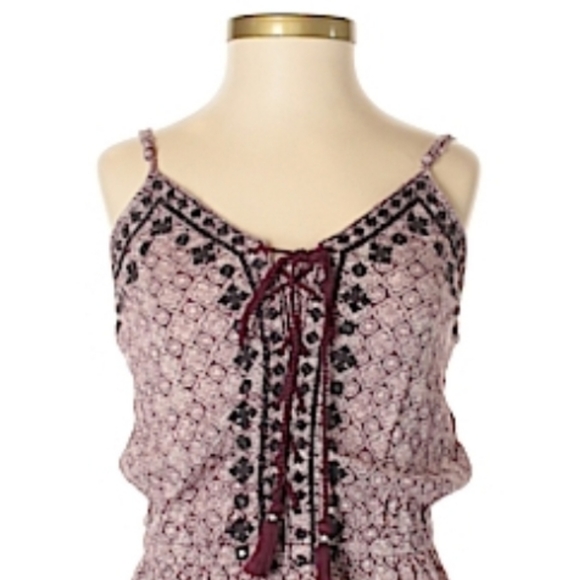 Burgundy romper - Picture 1 of 5